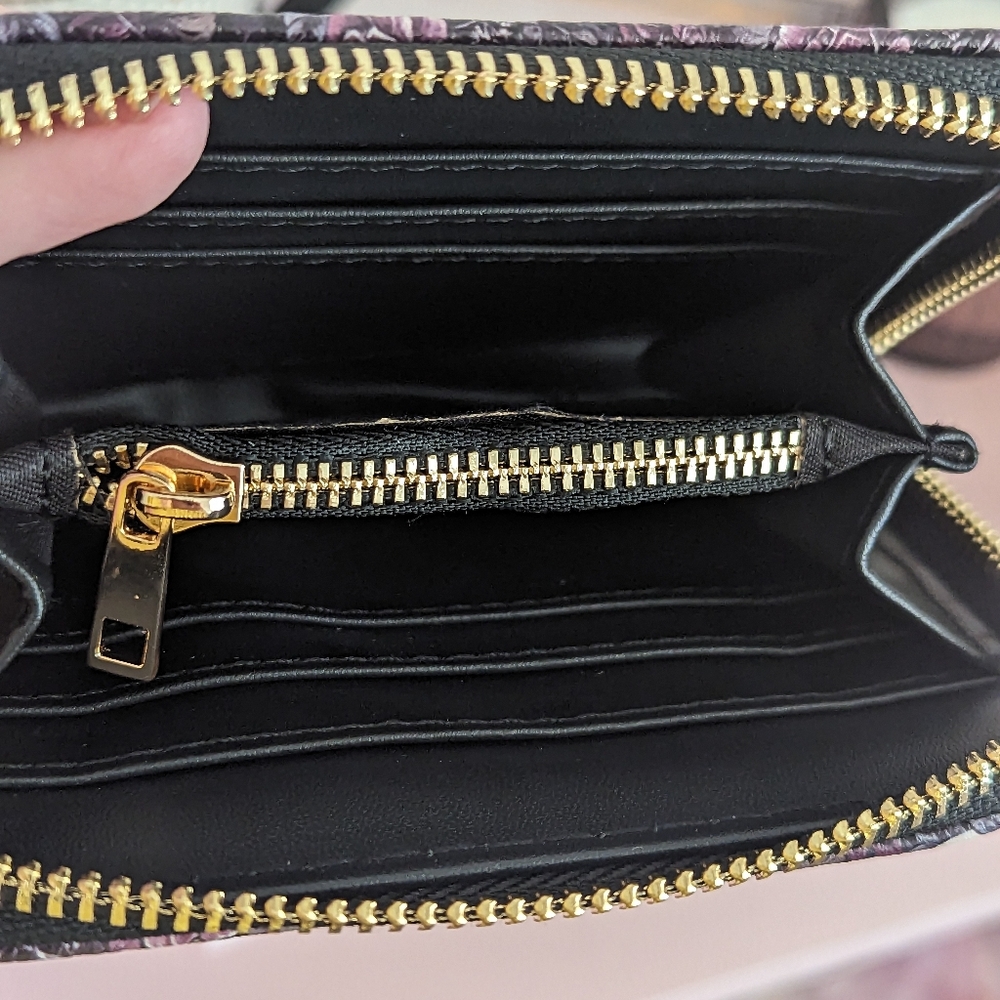 Skullette Brand Purple Roses & Skulls Vegan Leather Wallet New! - Picture 5 of 11